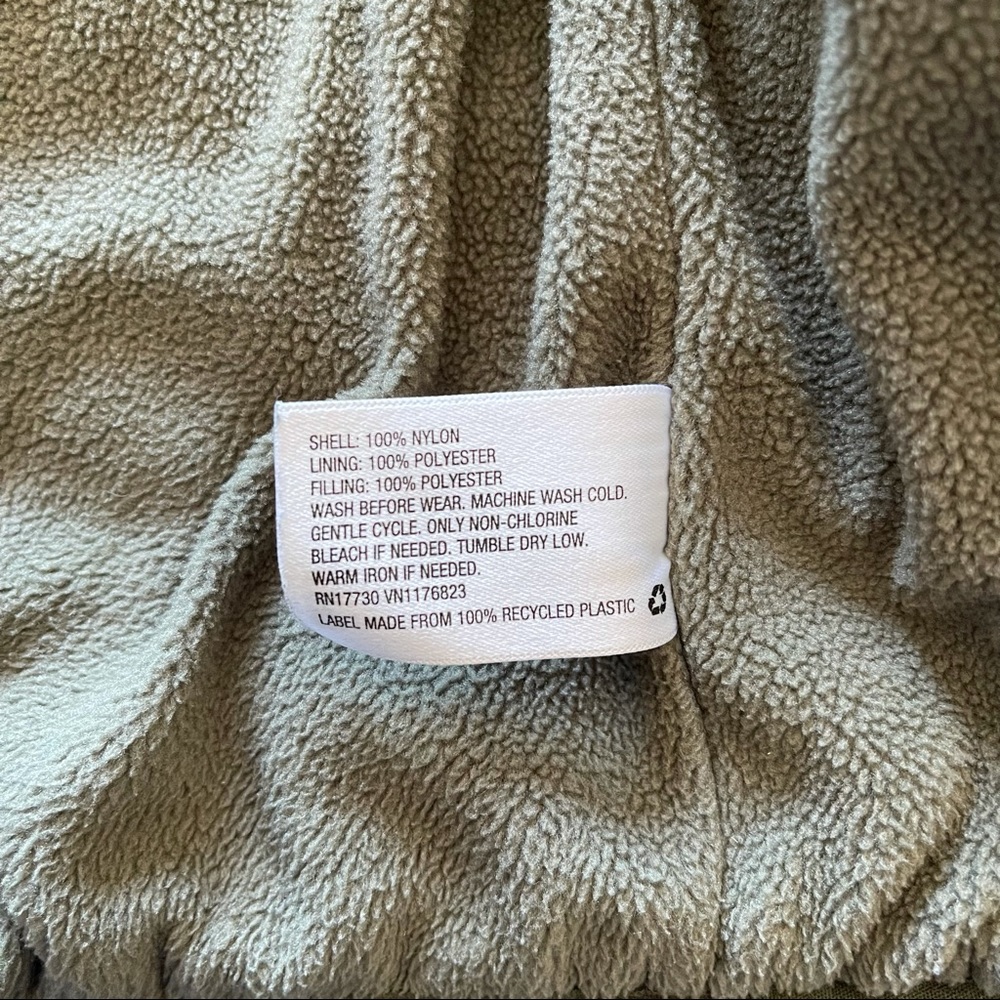 Cat & Jack Puffer Jacket - Picture 4 of 5